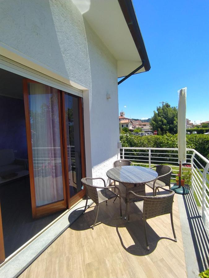 B&B Villa La Bouganville Camaiore Eksteriør bilde