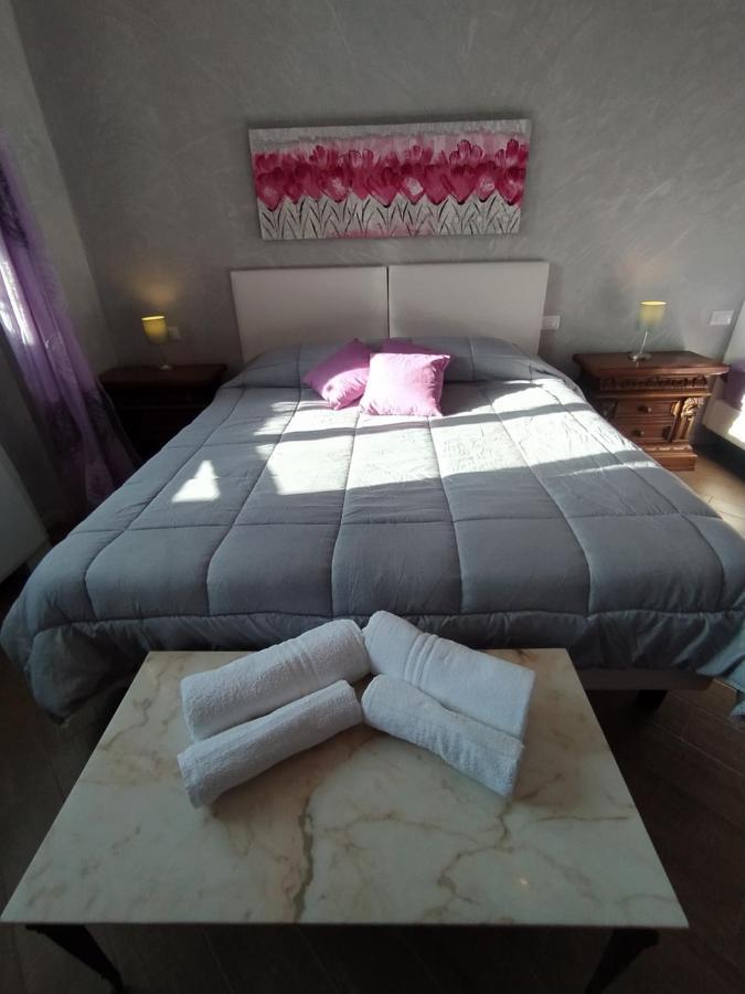 B&B Villa La Bouganville Camaiore Rom bilde